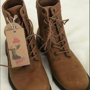 Womens 10 Leather Waterproof Kodiak Hiking Boots